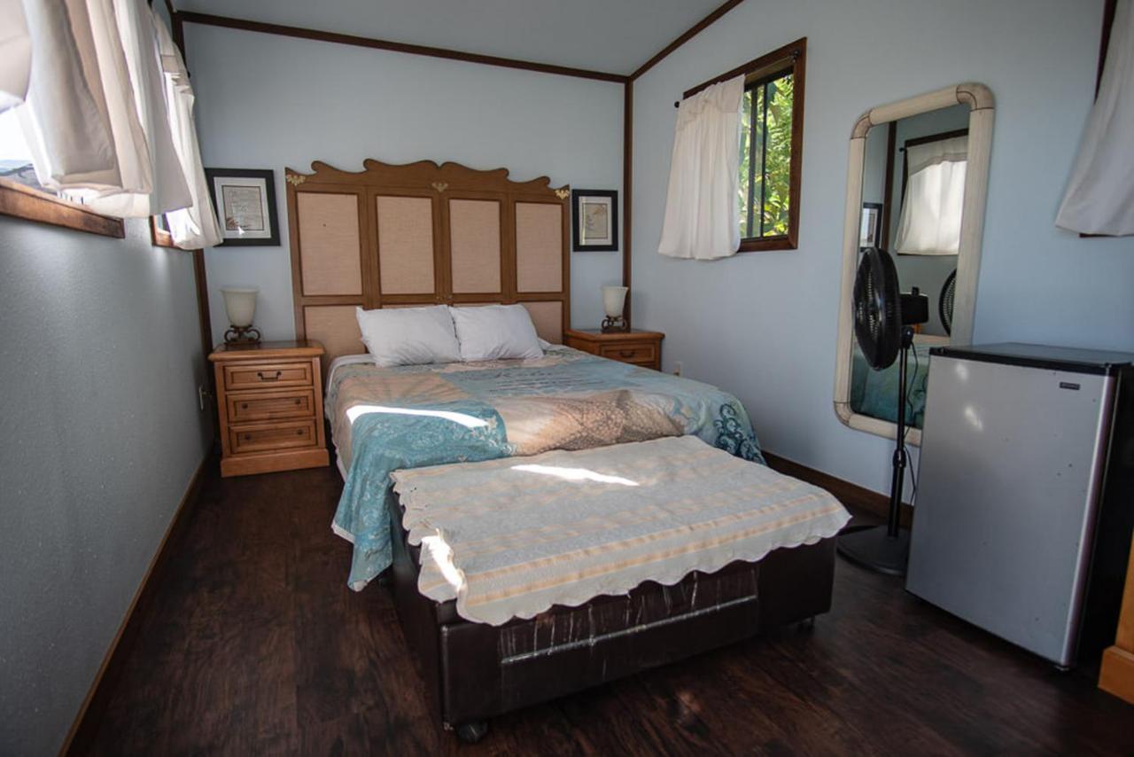God'S Peace Of Maui Bed and Breakfast Makawao Exteriör bild
